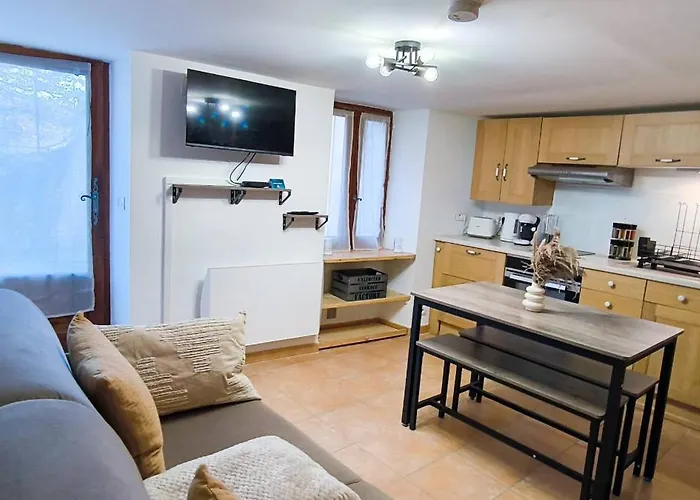 Le Cocon D'estoublon Apartment