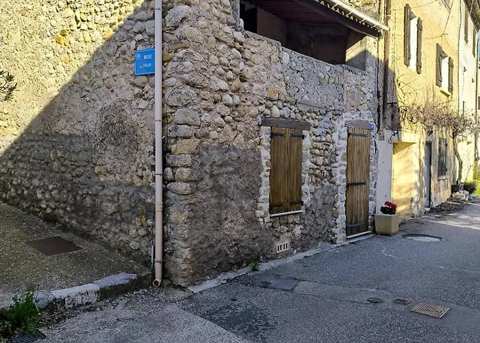 Le Cocon D'estoublon Apartment *