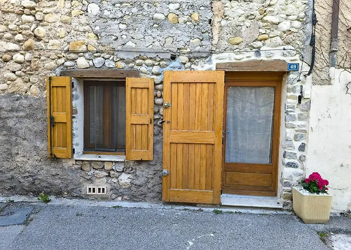 Le Cocon D'estoublon Apartment