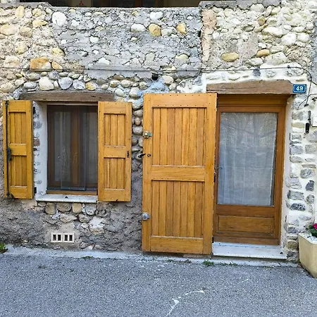 Le Cocon D'estoublon Apartment